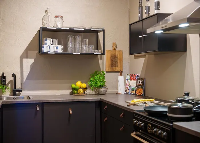 Beitostolen! Midt I Sentrum! In Out! Badstue-massasjedusj-steamdusj Apartment